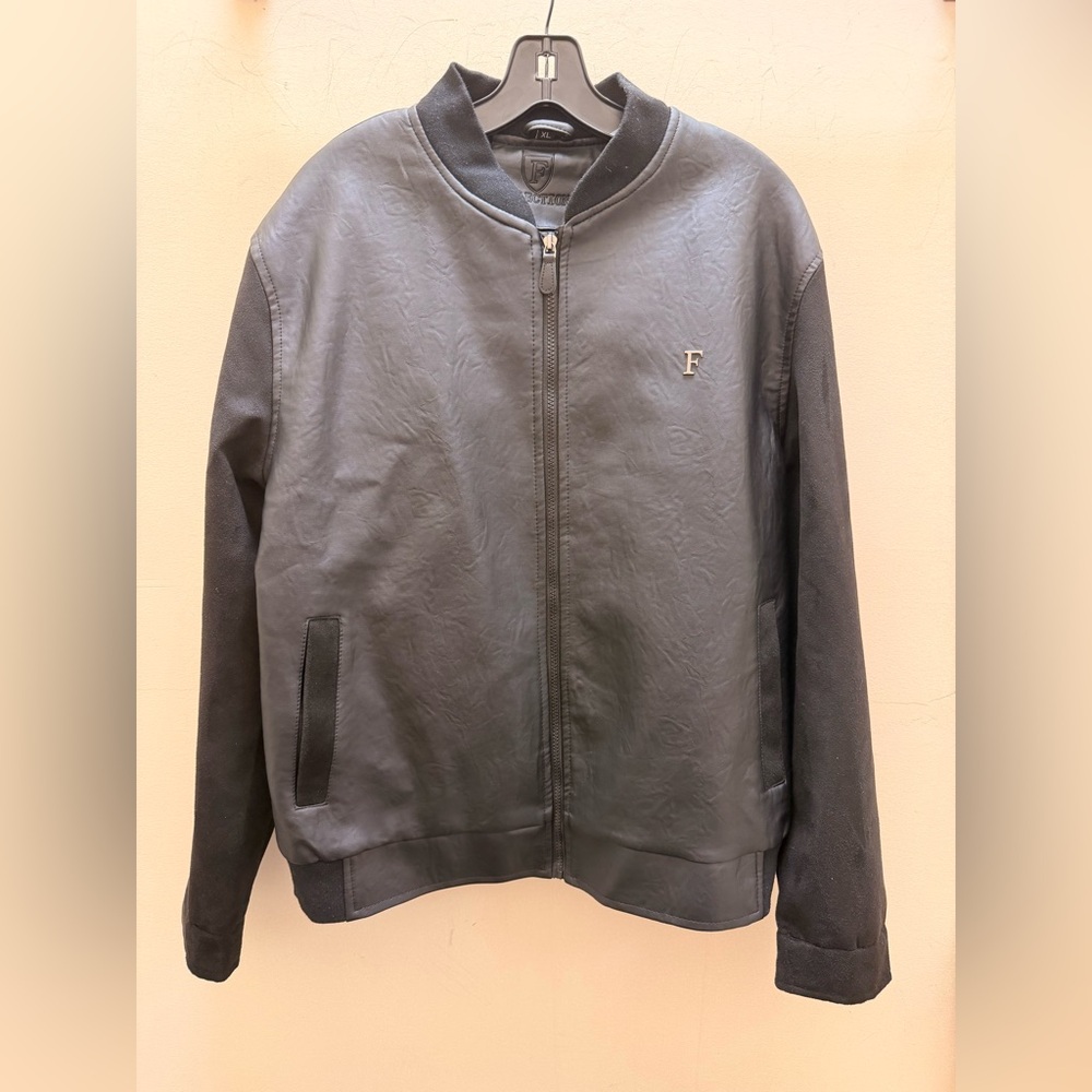Ferrari F-Collection Men's Black Made in Italy Leather Size: XL-GREAT CONDITION!